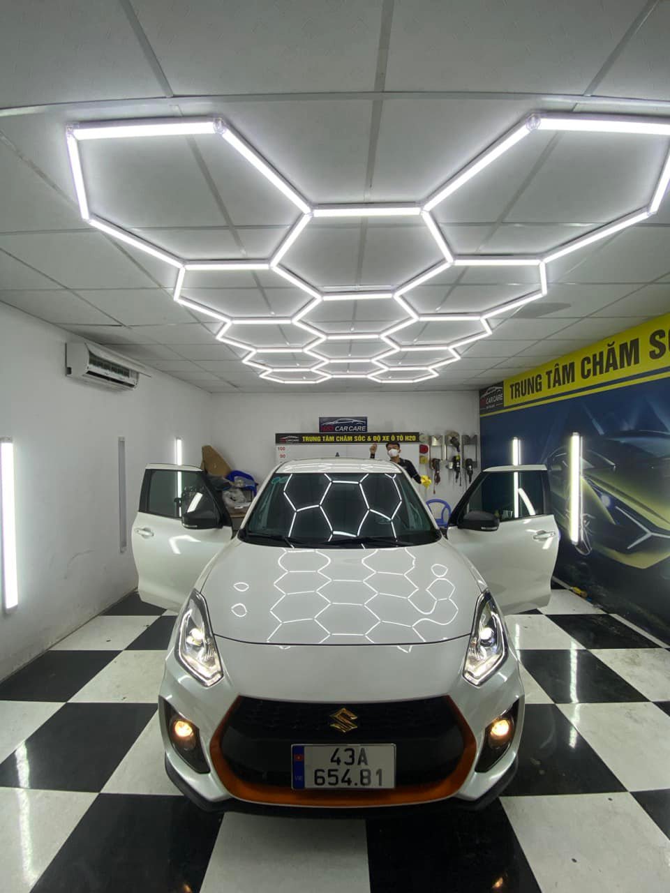 Suzuki Swift phủ Ceramic GB 9H+
