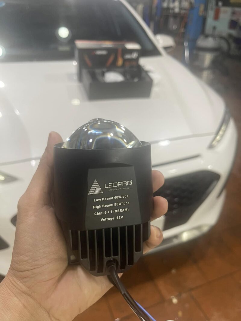 Huyndai Kona nâng cấp bi gầm Ledpro A9