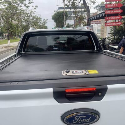 Nắp thùng cuộn cơ cho ford wild track