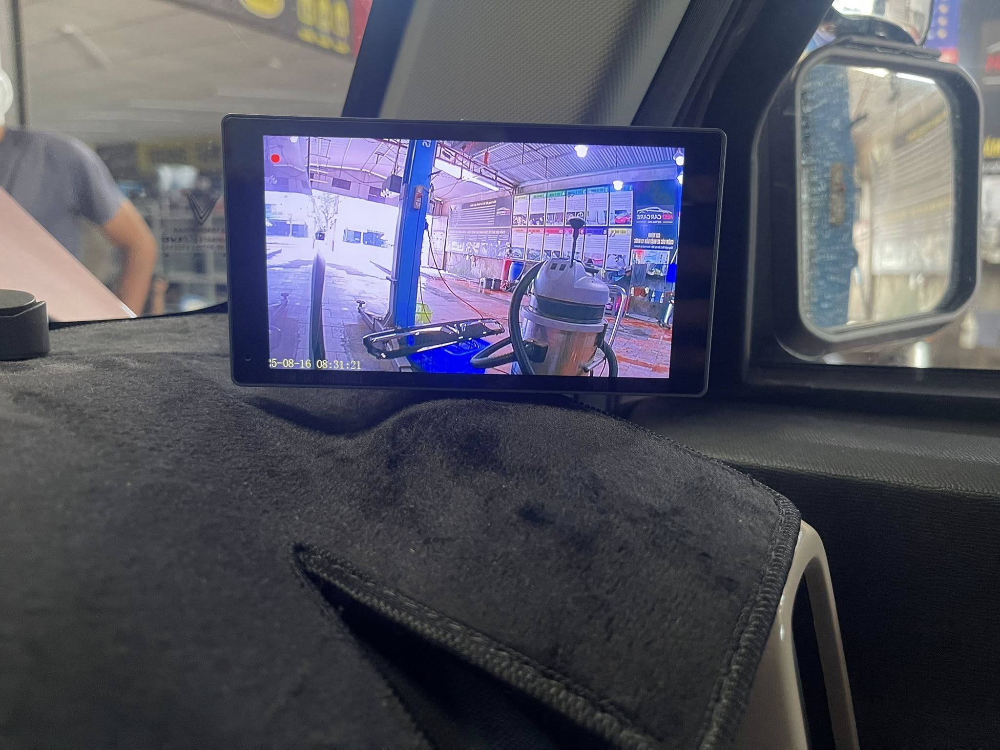 Vf3 lắp đặt camera gương điện tử